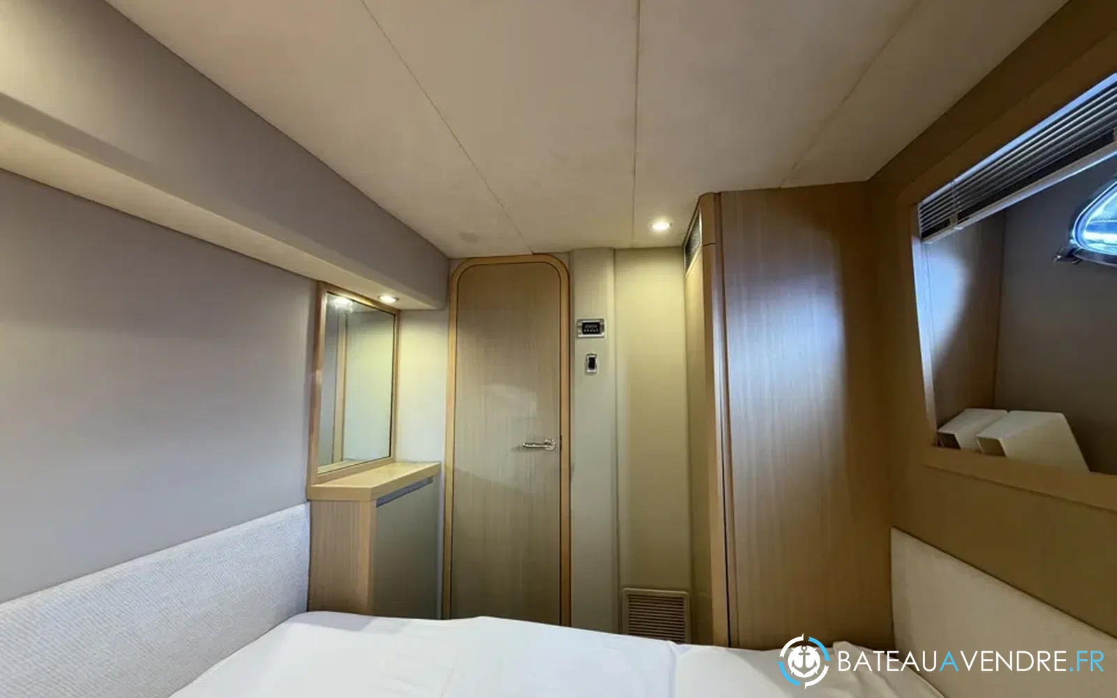 slider 44 Princess V53