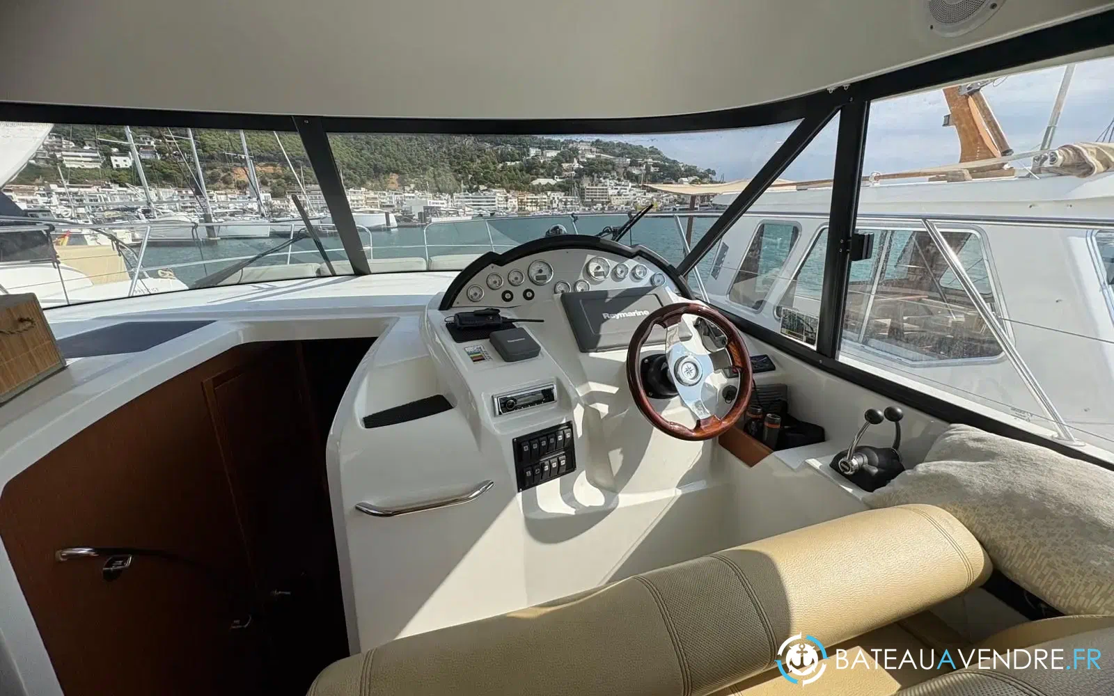 slider 12 Beneteau Antares 36 Classic