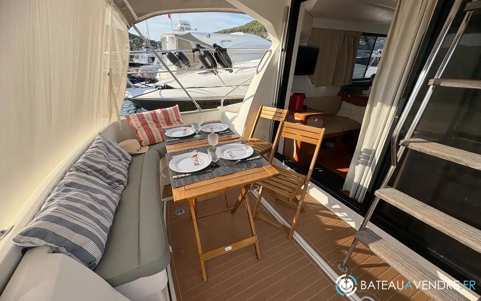 slider 1 Beneteau Antares 36 Classic