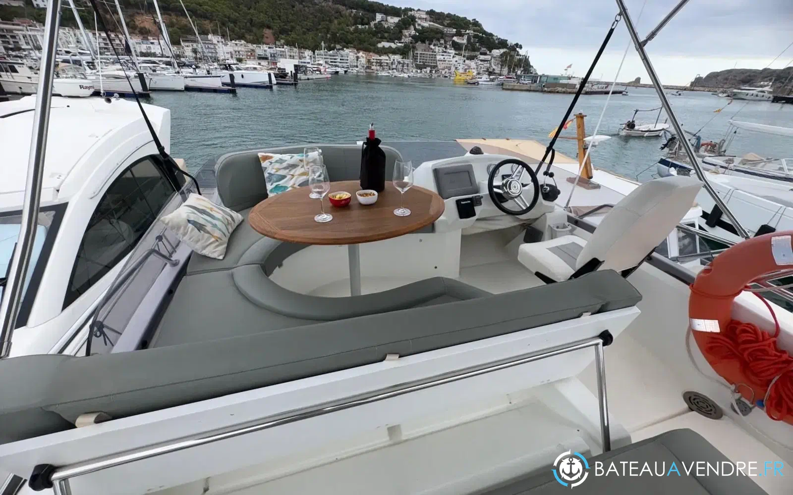 slider 6 Beneteau Antares 36 Classic