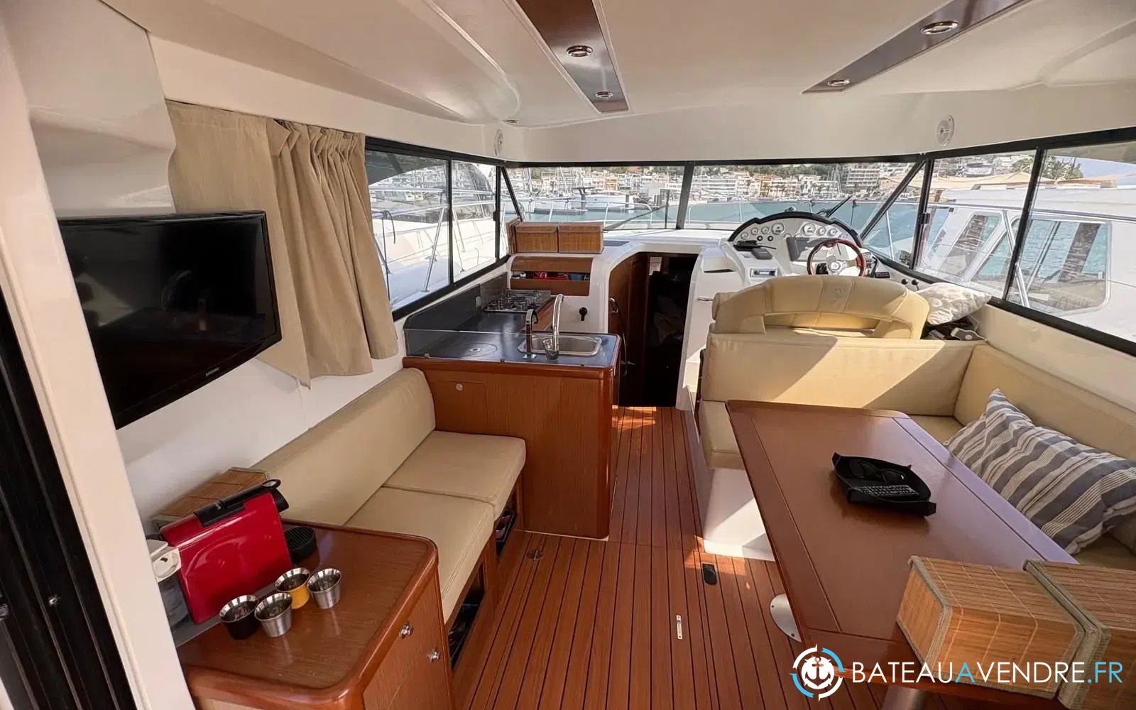 slider 8 Beneteau Antares 36 Classic