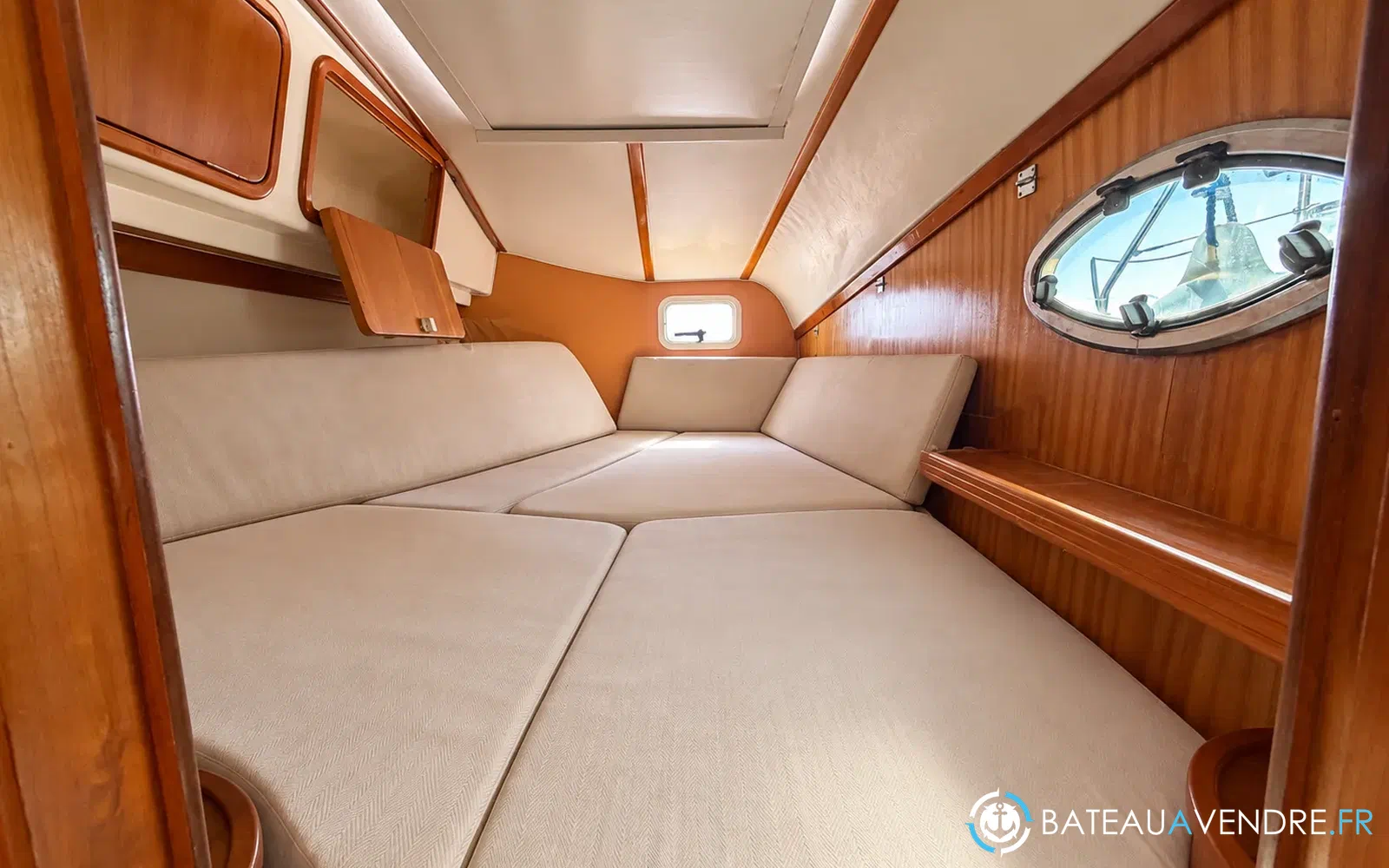 slider 27 Charter Cats Prowler 48