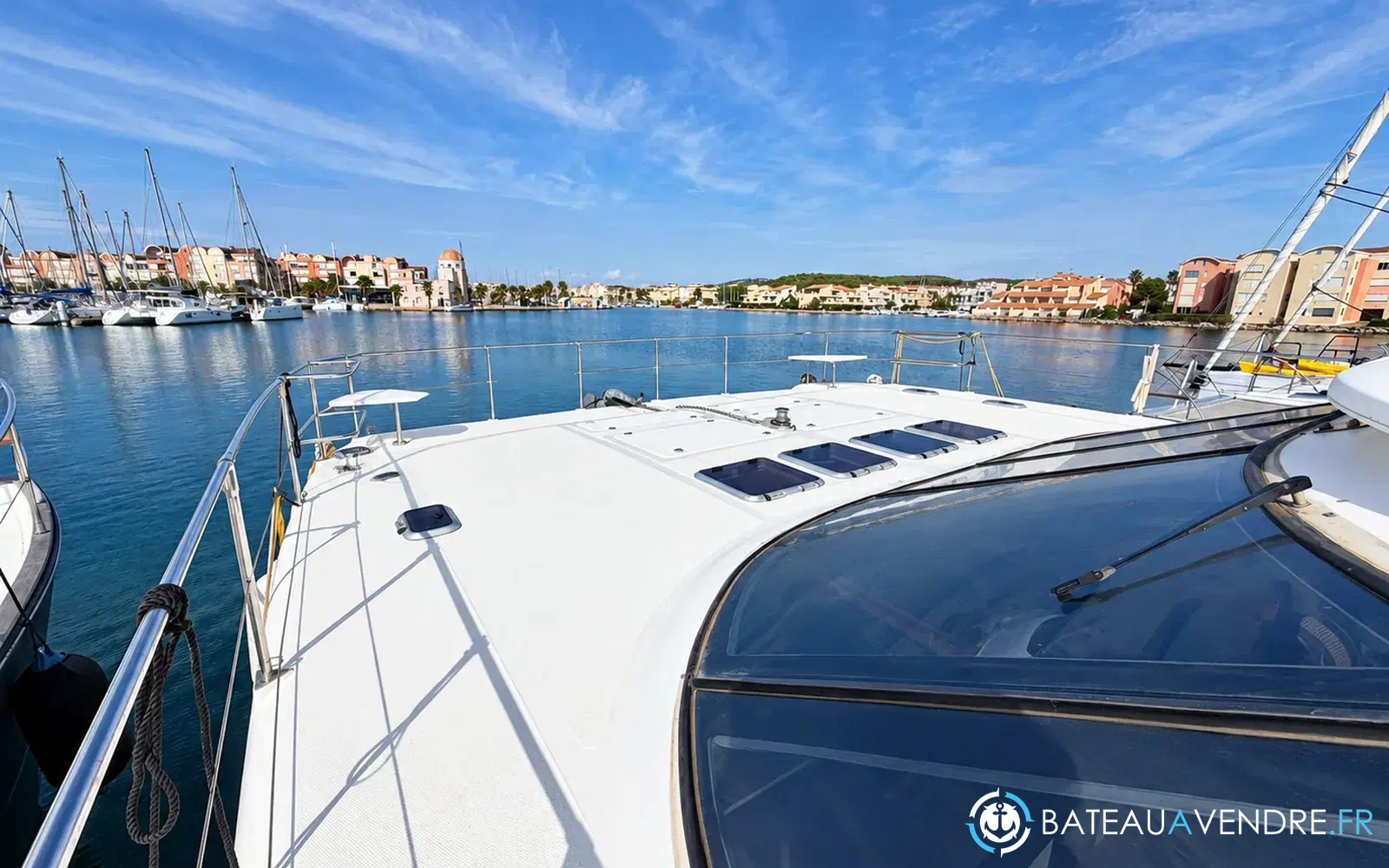 slider 30 Charter Cats Prowler 48