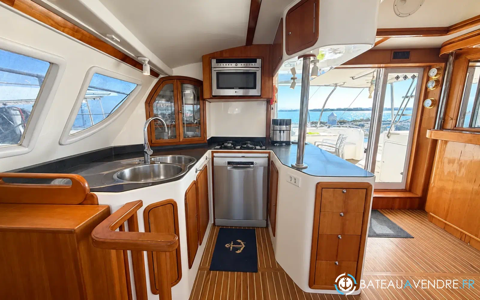 slider 11 Charter Cats Prowler 48