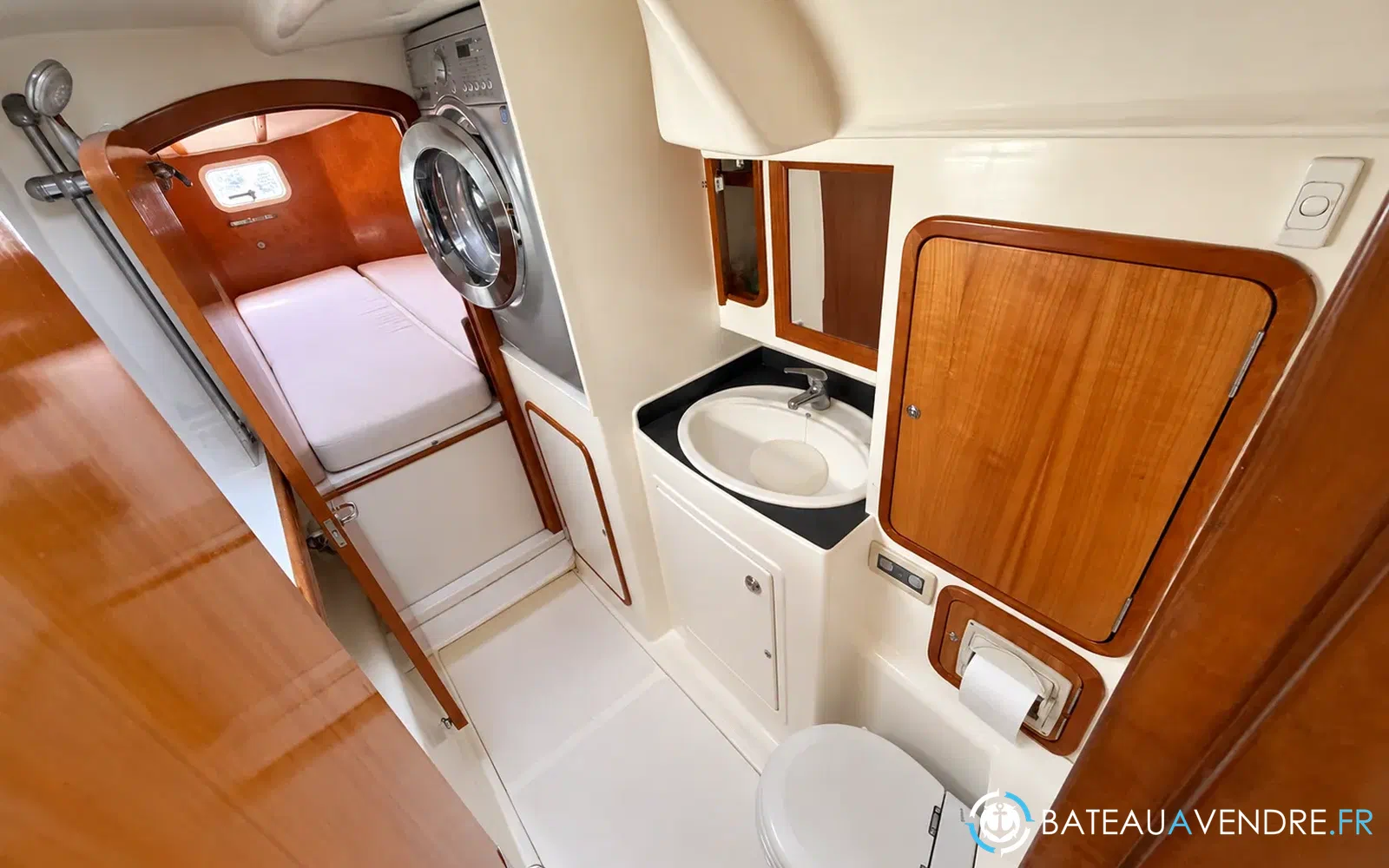 slider 20 Charter Cats Prowler 48