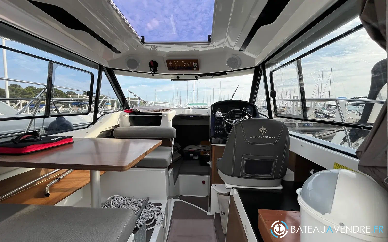 slider 17 Jeanneau Merry Fisher 795