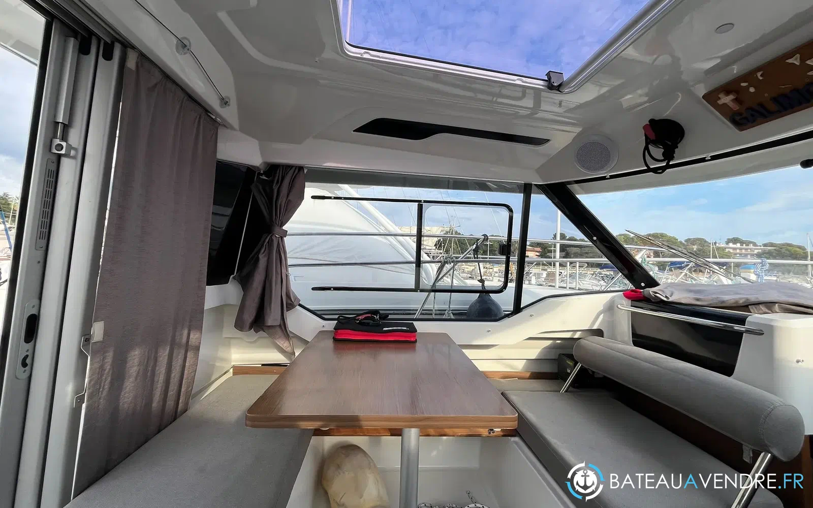 slider 19 Jeanneau Merry Fisher 795