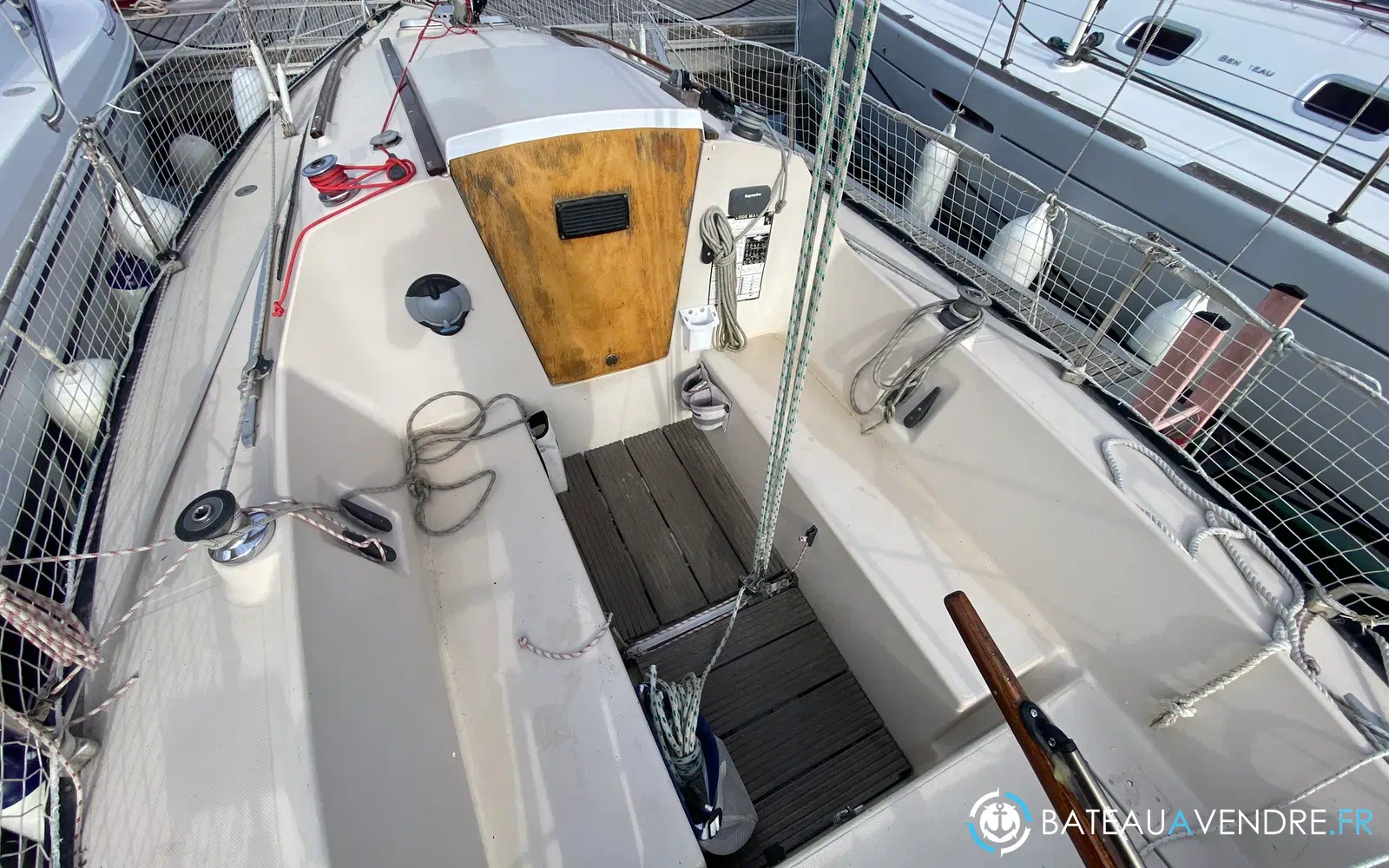slider 6 Beneteau First 22