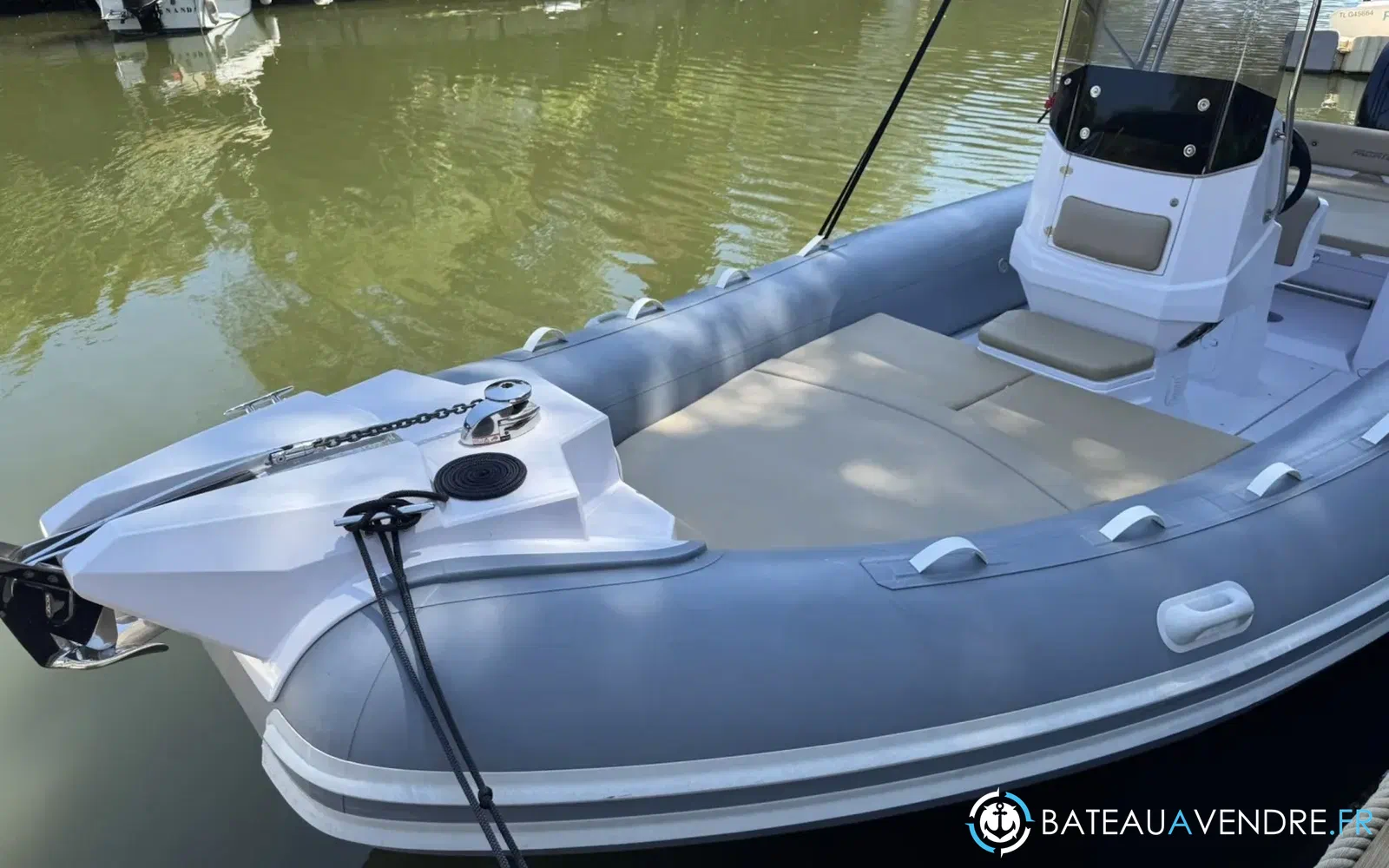 slider 5 Italboats Predator 599 TS