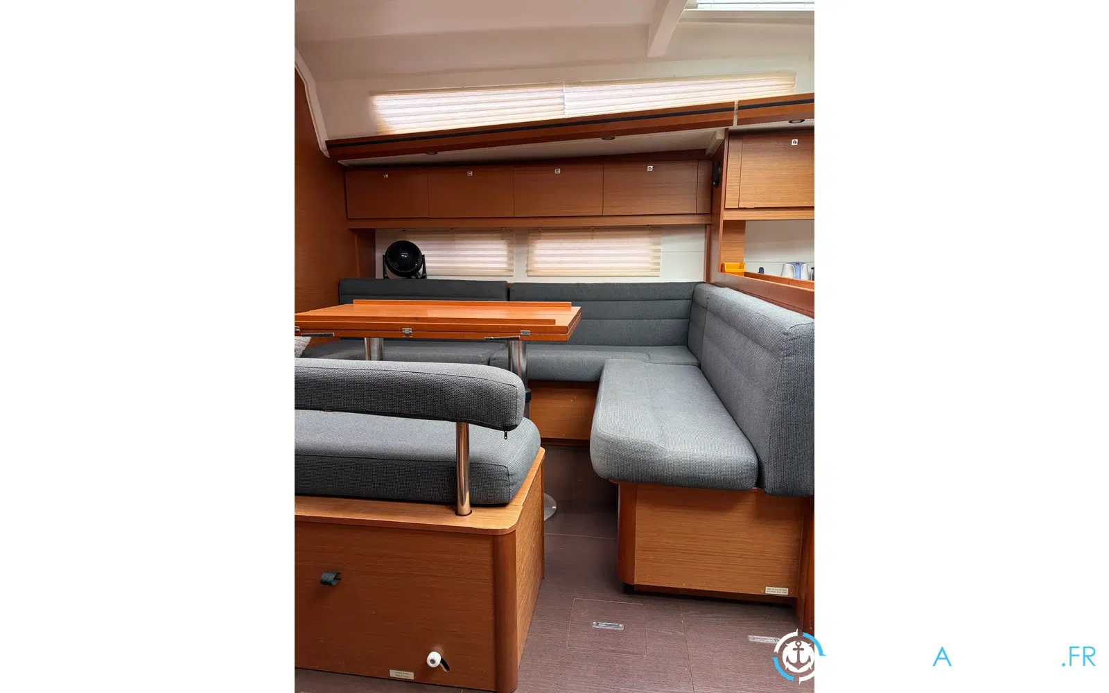 slider 24 Dufour 512 GRAND LARGE