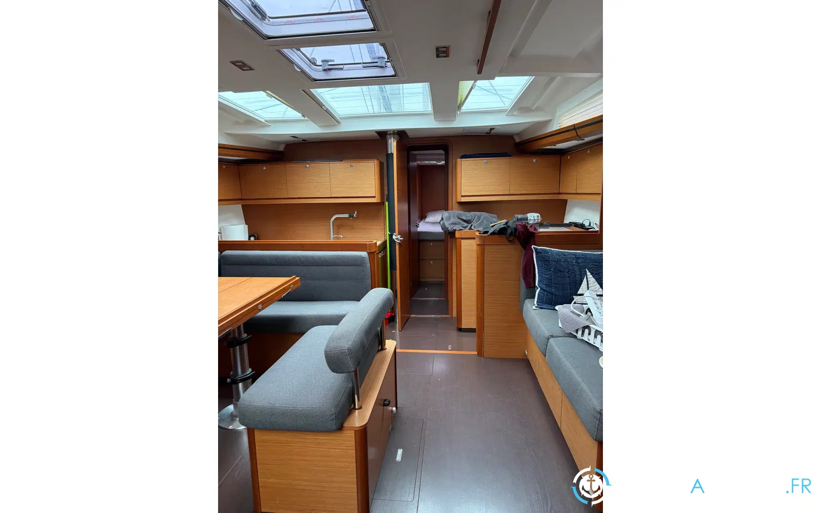 slider 28 Dufour 512 GRAND LARGE
