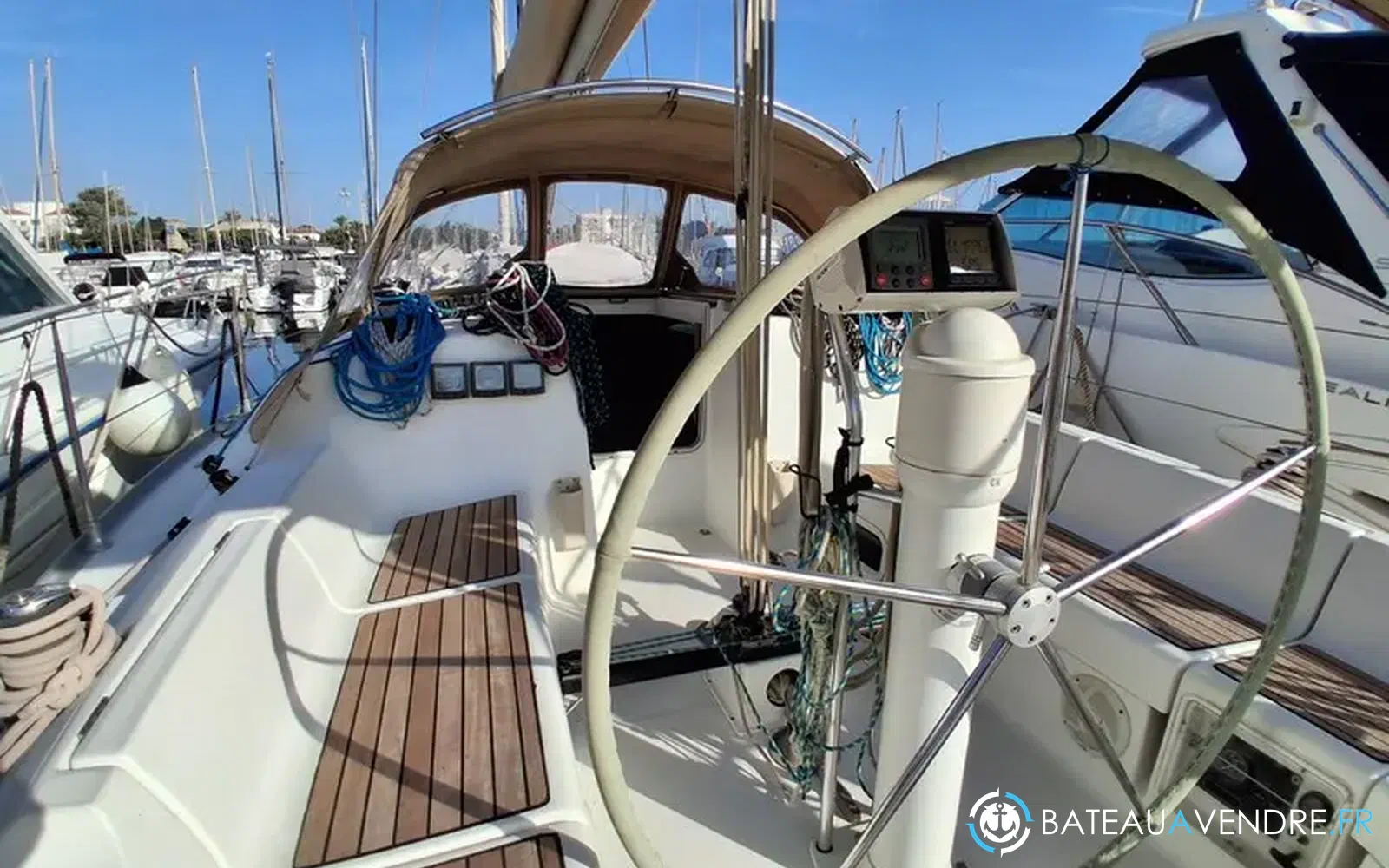 slider 7 Jeanneau Sun Fast 37