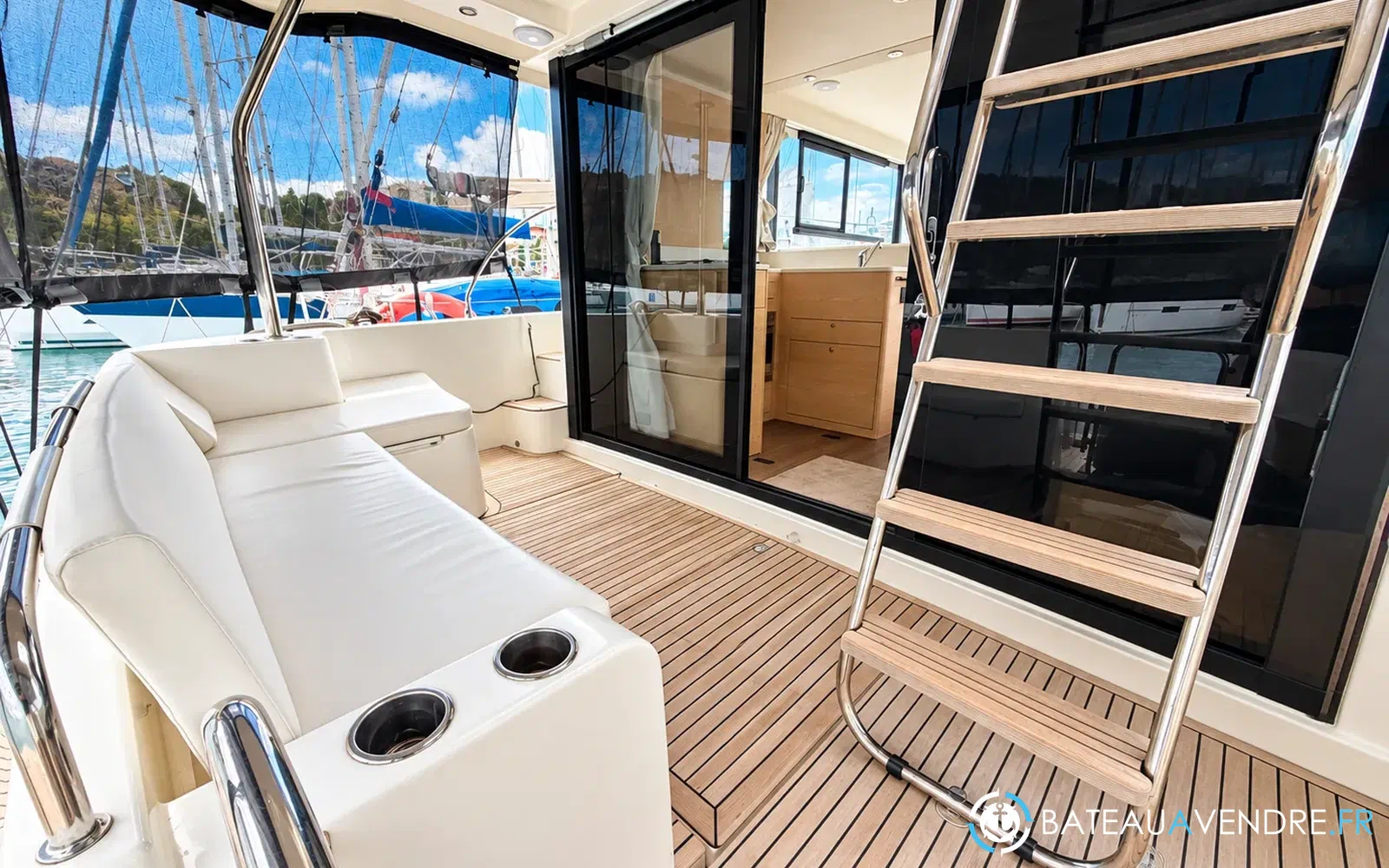 slider 5 Beneteau Swift Trawler 41 Fly