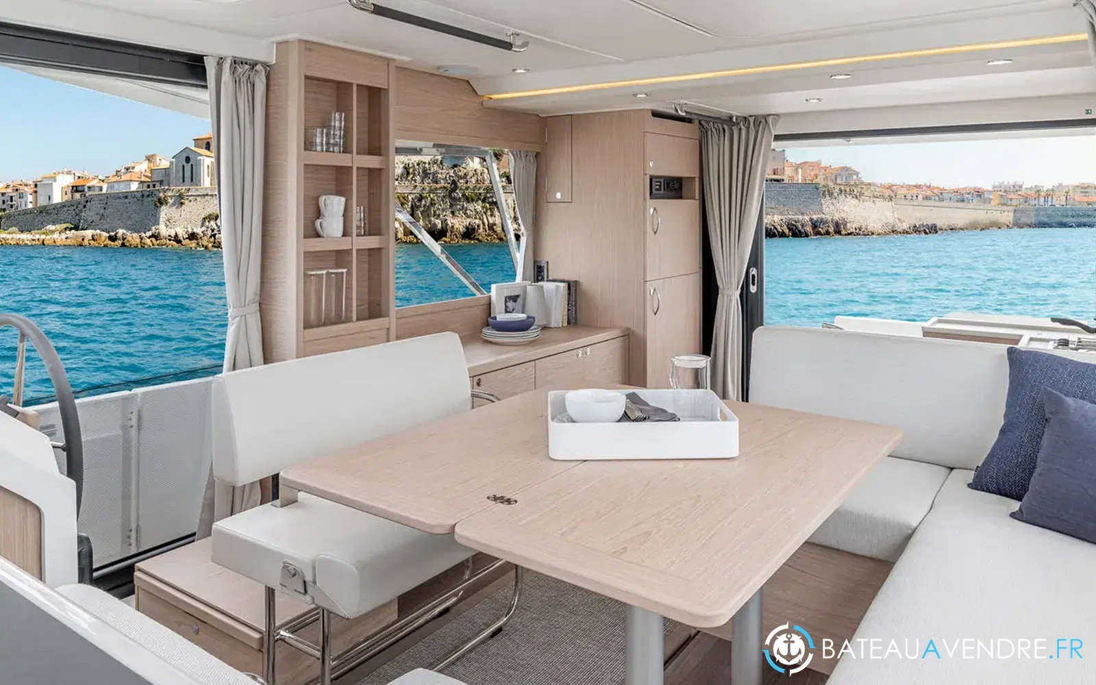 slider 10 Beneteau Swift Trawler 41 Fly