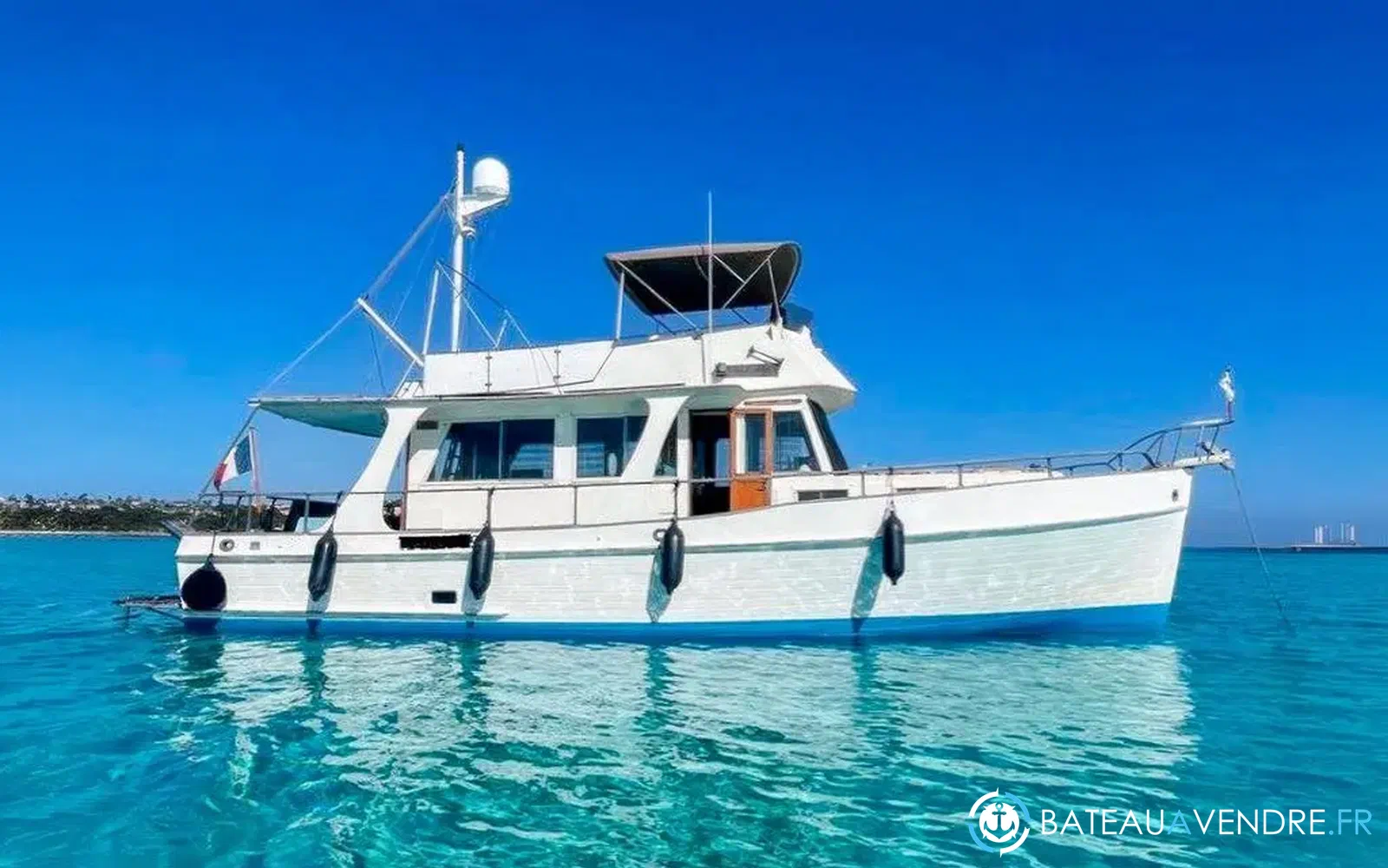 slider 0 Grand Banks 42 Europa