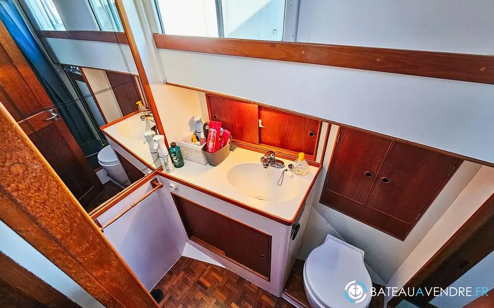 slider 11 Grand Banks 42 Europa