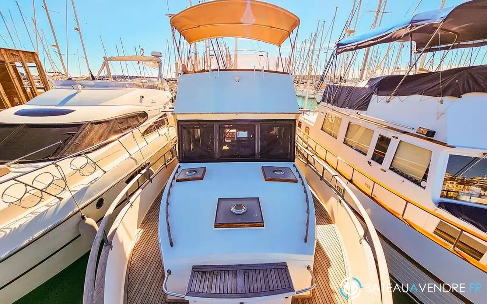 slider 16 Grand Banks 42 Europa