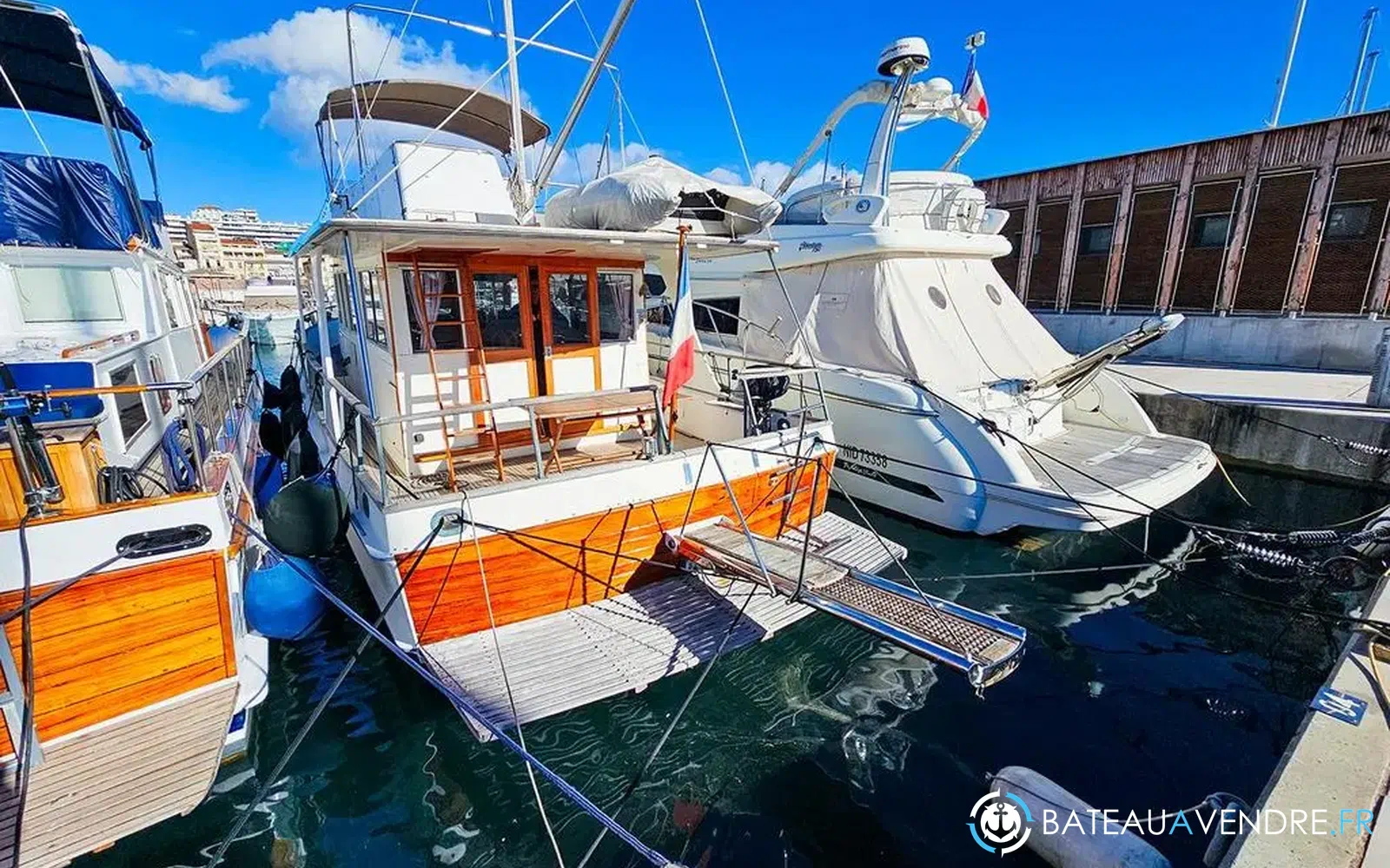 slider 3 Grand Banks 42 Europa