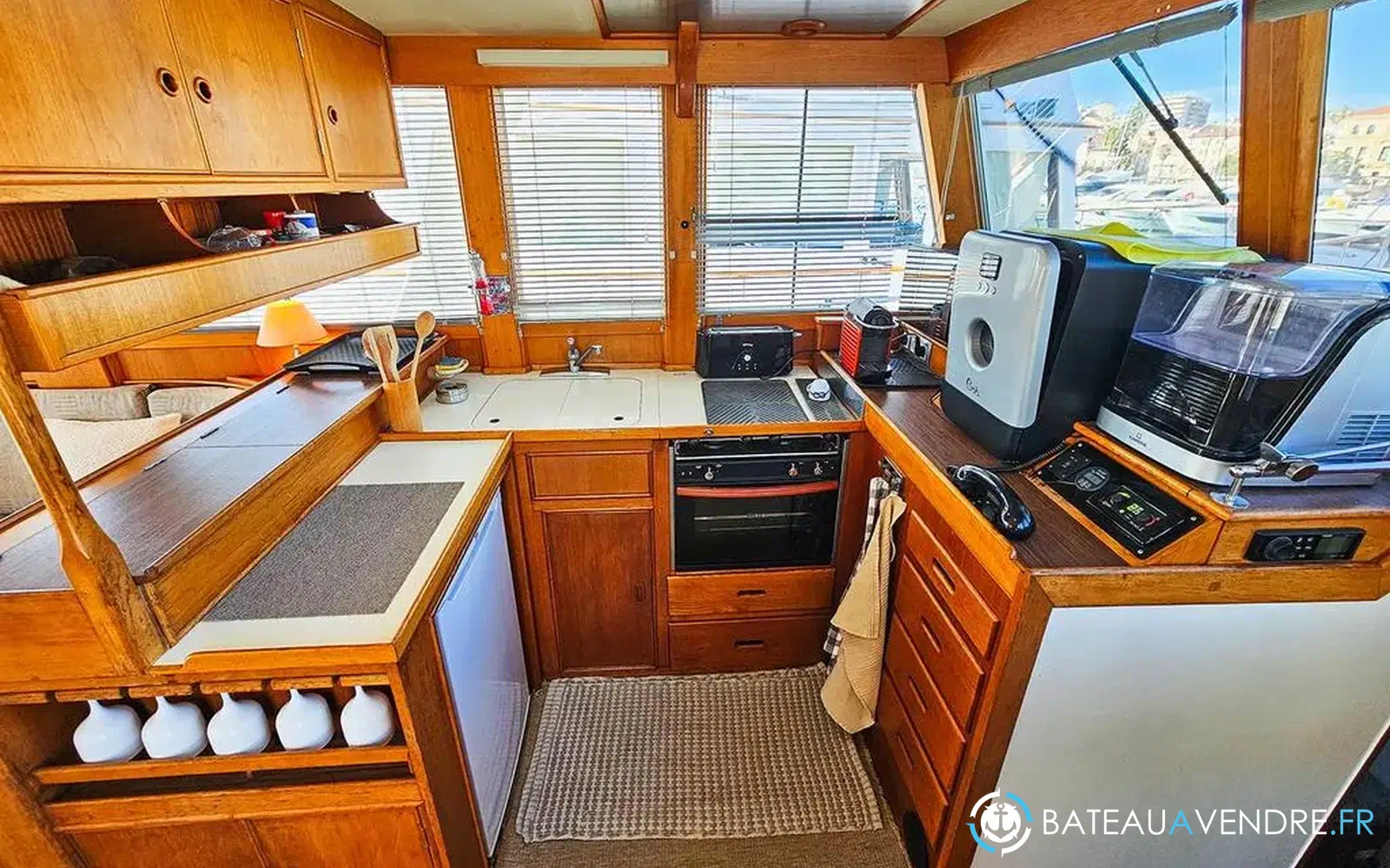 slider 7 Grand Banks 42 Europa
