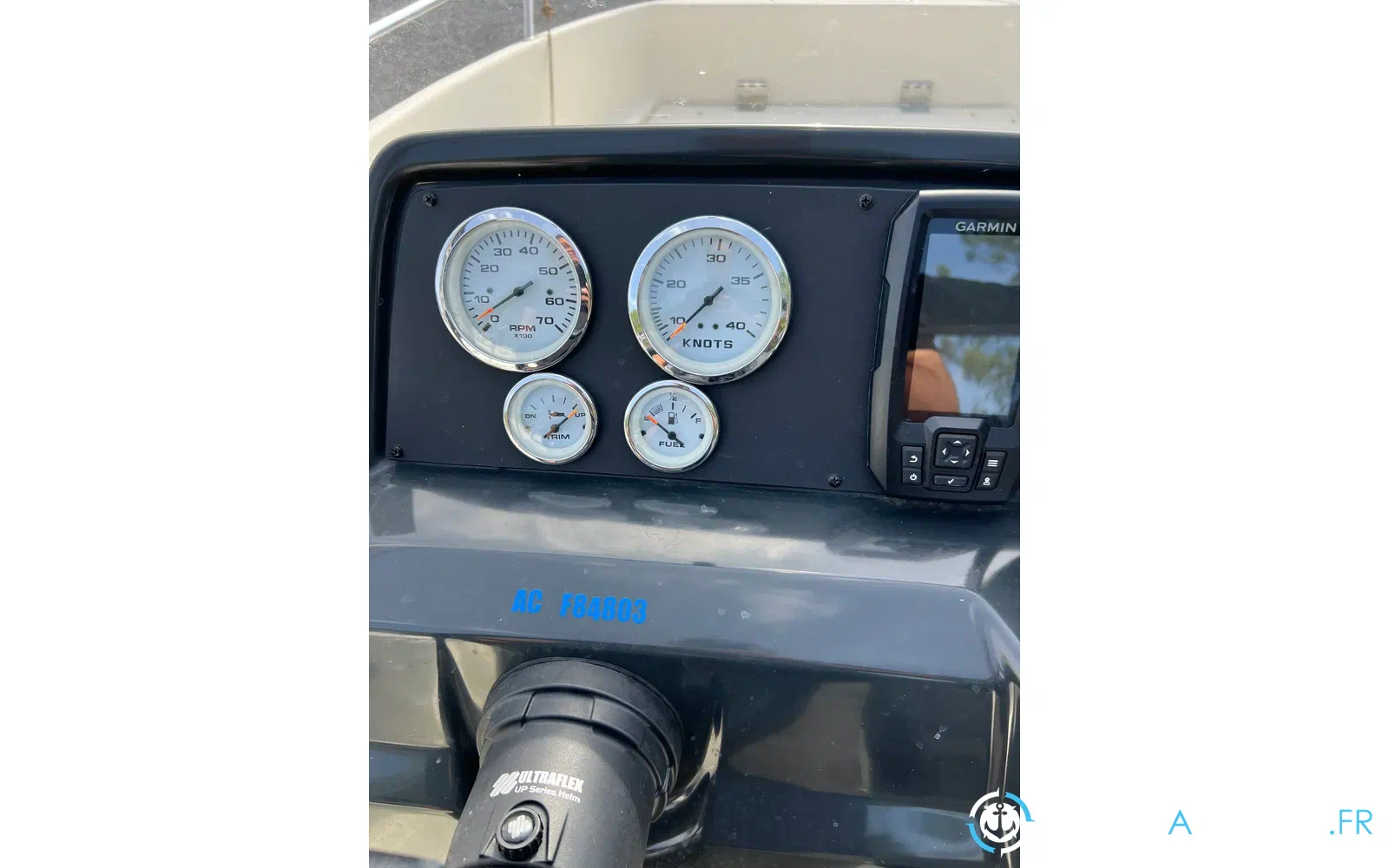 slider 6 Quicksilver Activ 555 Open