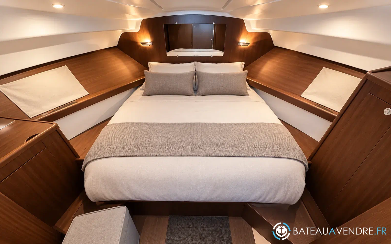 slider 13 Beneteau Antares 30