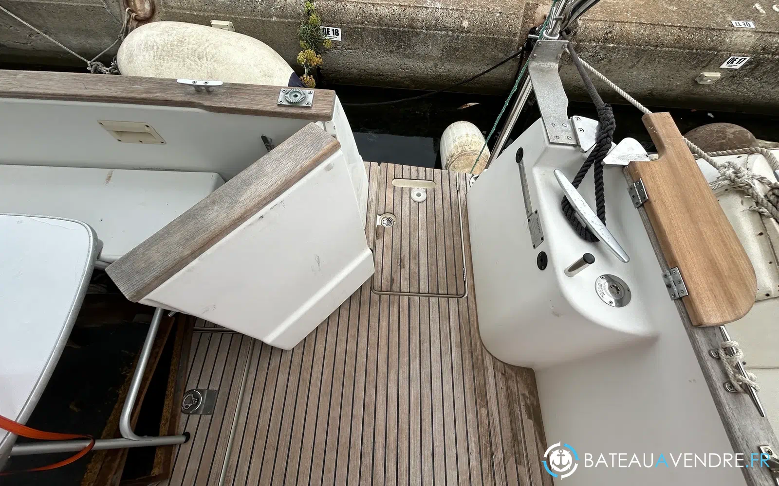 slider 21 Beneteau Antares 980 Fly