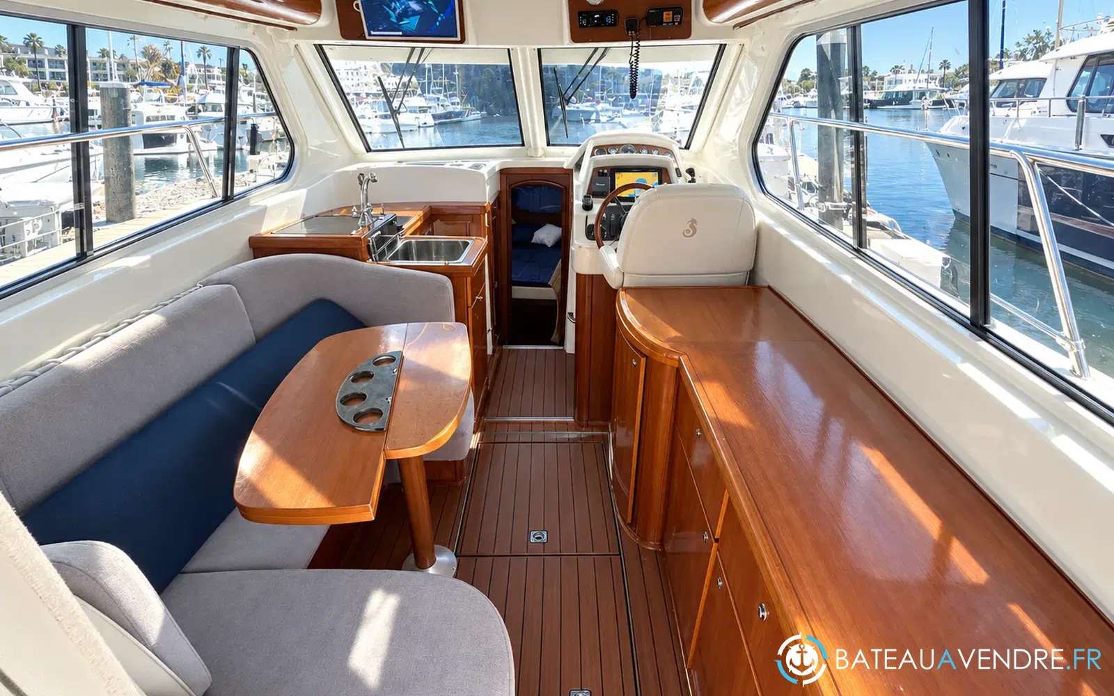 slider 6 Beneteau Antares 980 Fly