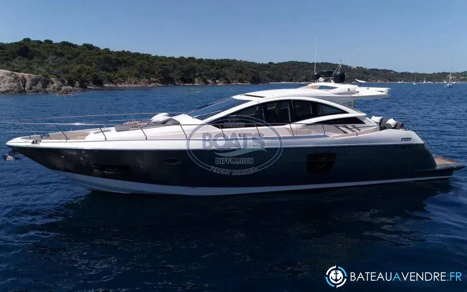 slider 11 Queens Yachts 62