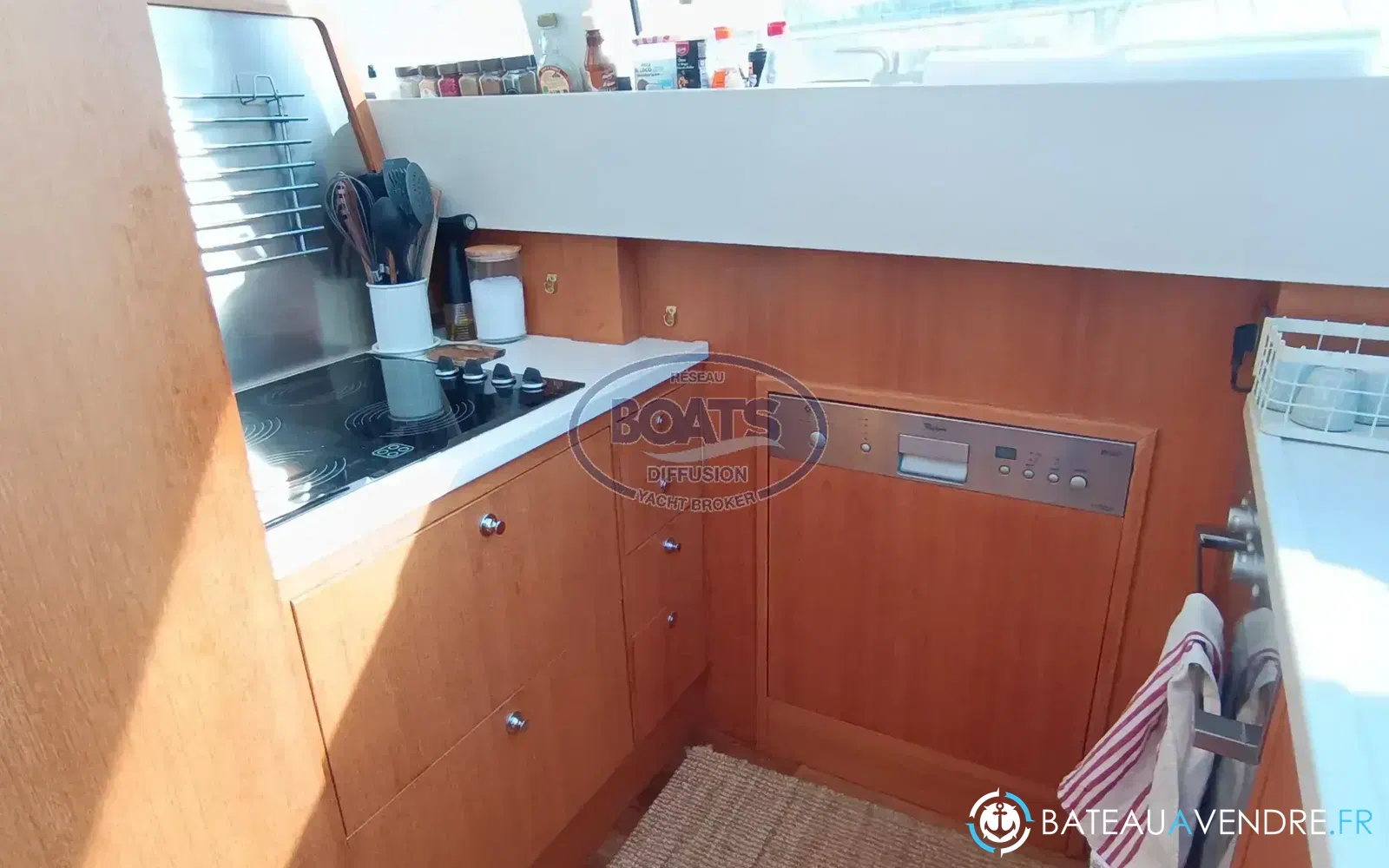slider 13 Queens Yachts 62