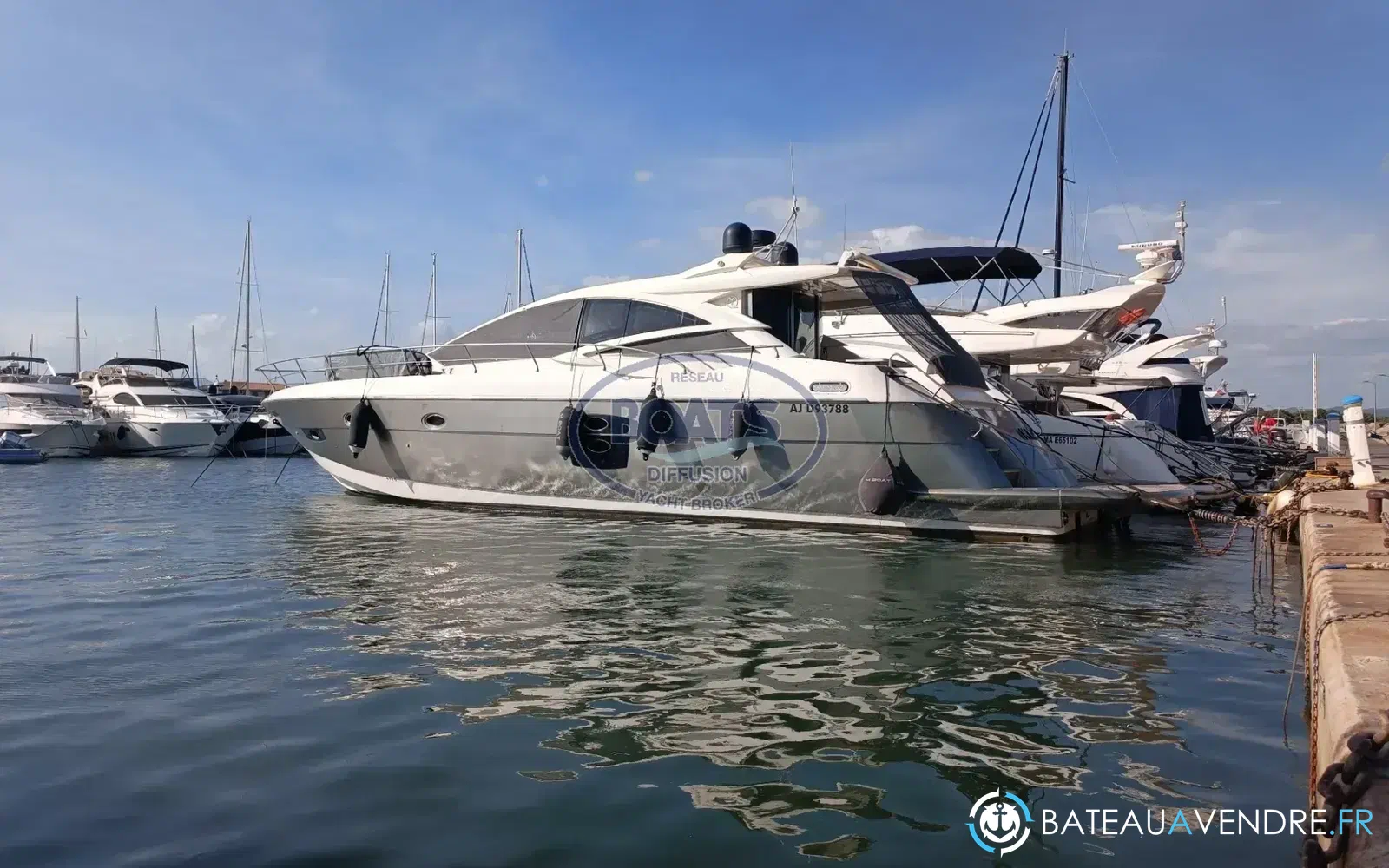 slider 4 Queens Yachts 62