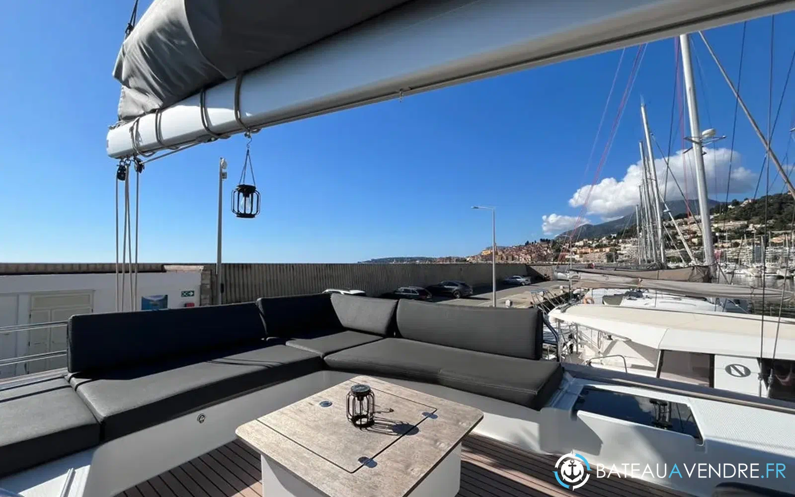 slider 19 Fountaine Pajot Aura 51