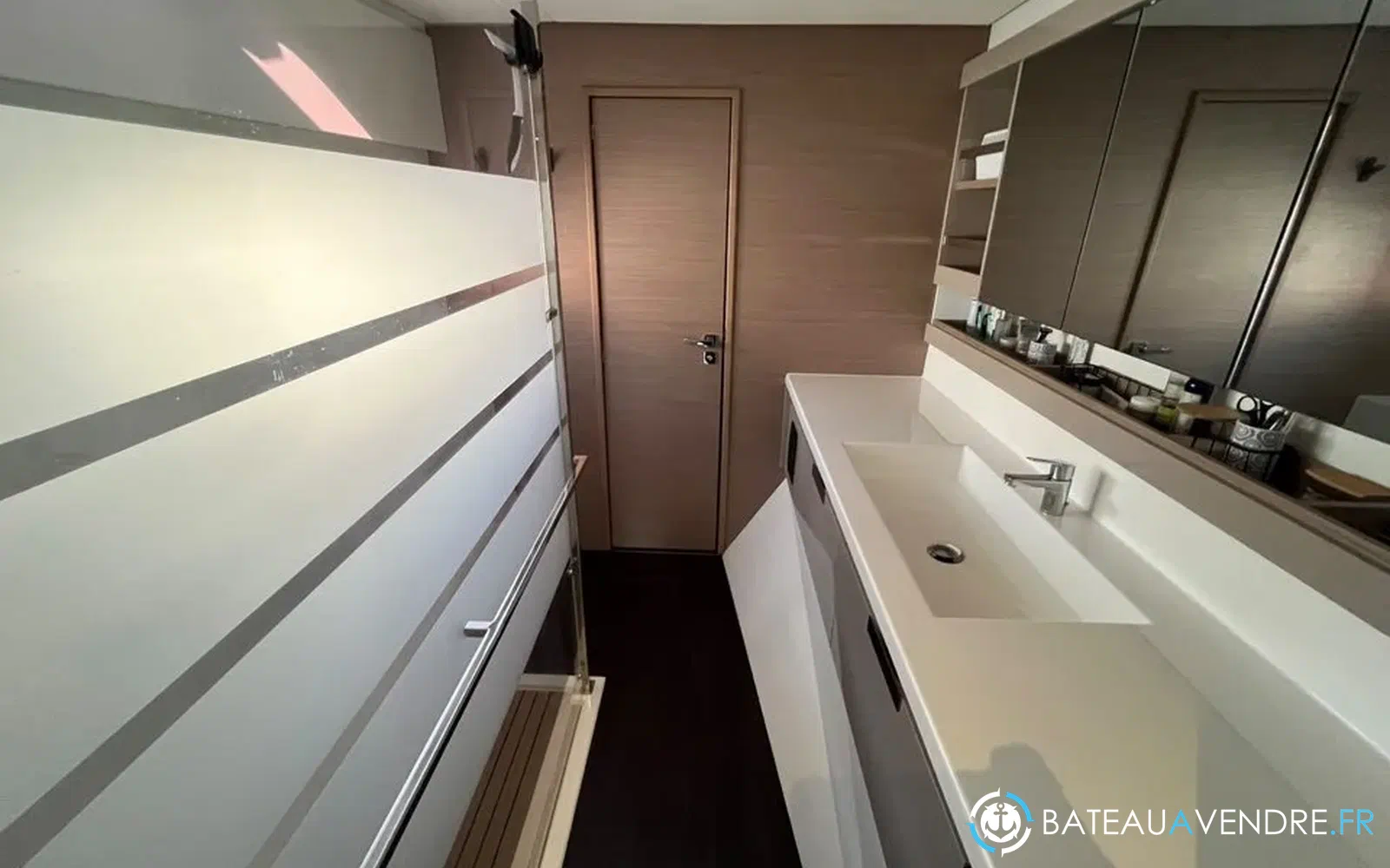 slider 25 Fountaine Pajot Aura 51