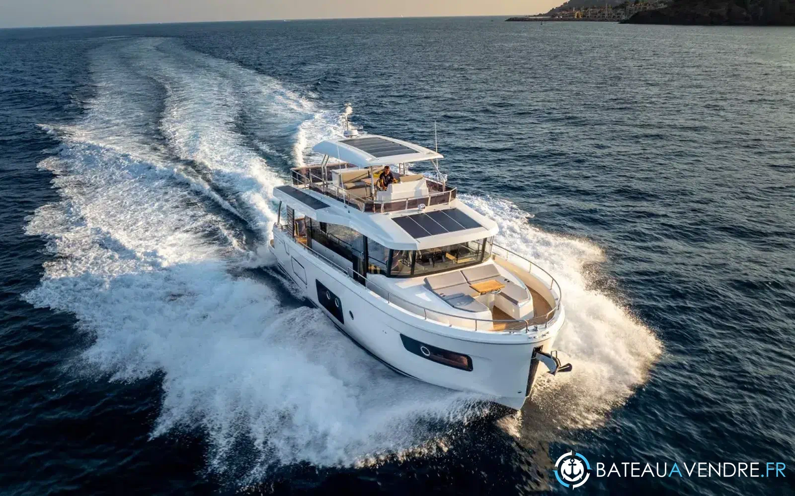 slider 2 Beneteau Swift Trawler 54