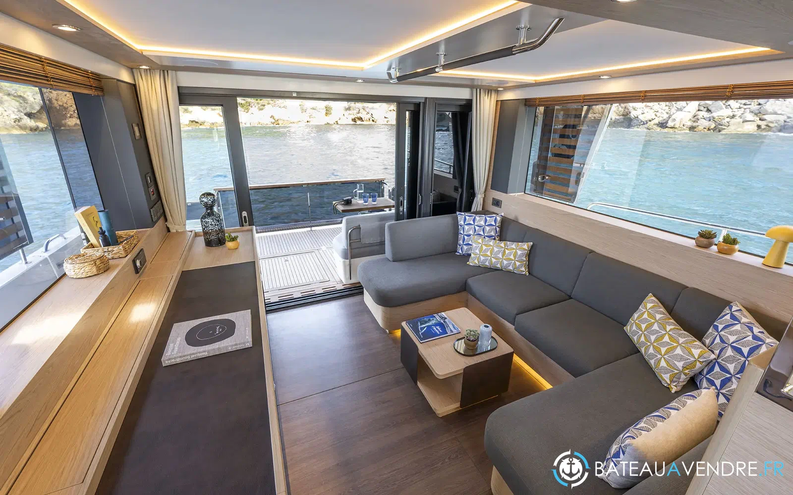 slider 5 Beneteau Swift Trawler 54