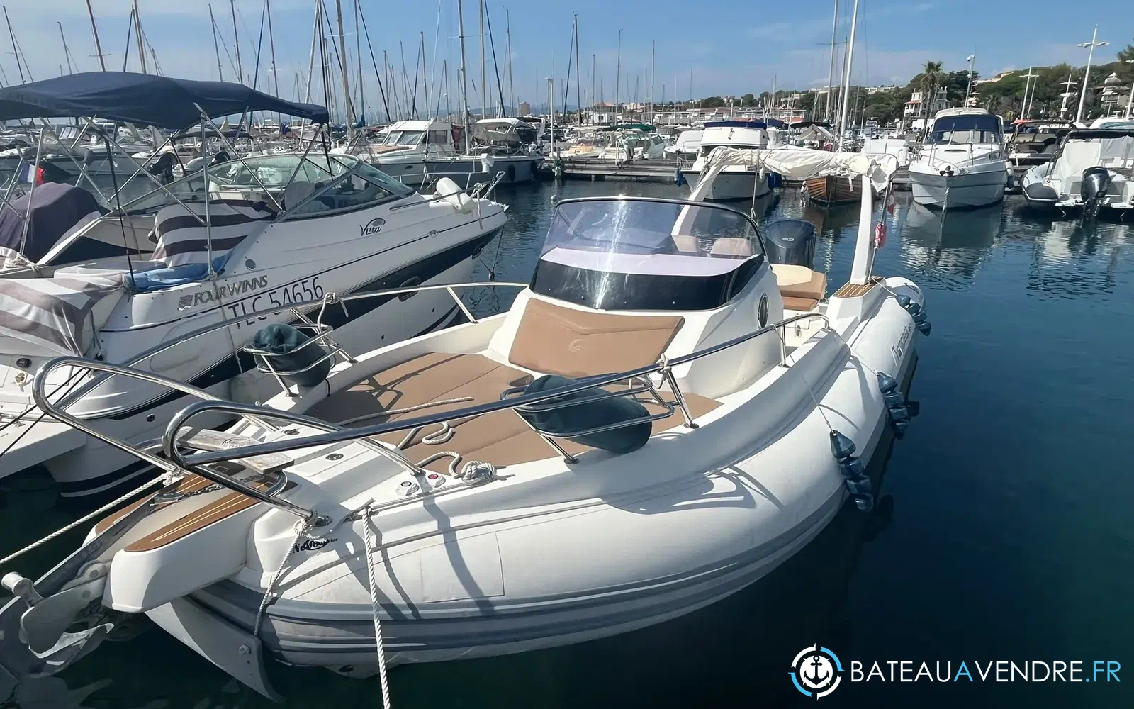 slider 2 Capelli Tempest 850 WA