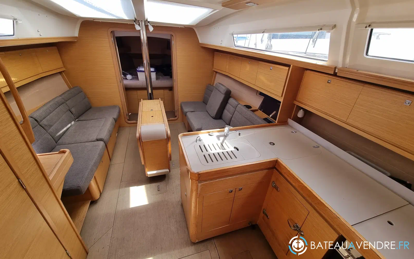 slider 1 Dufour 382 Grand Large