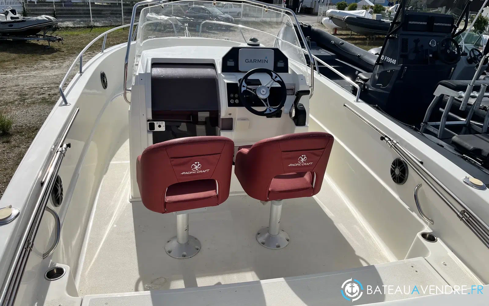 slider 3 Pacific Craft 670 Open