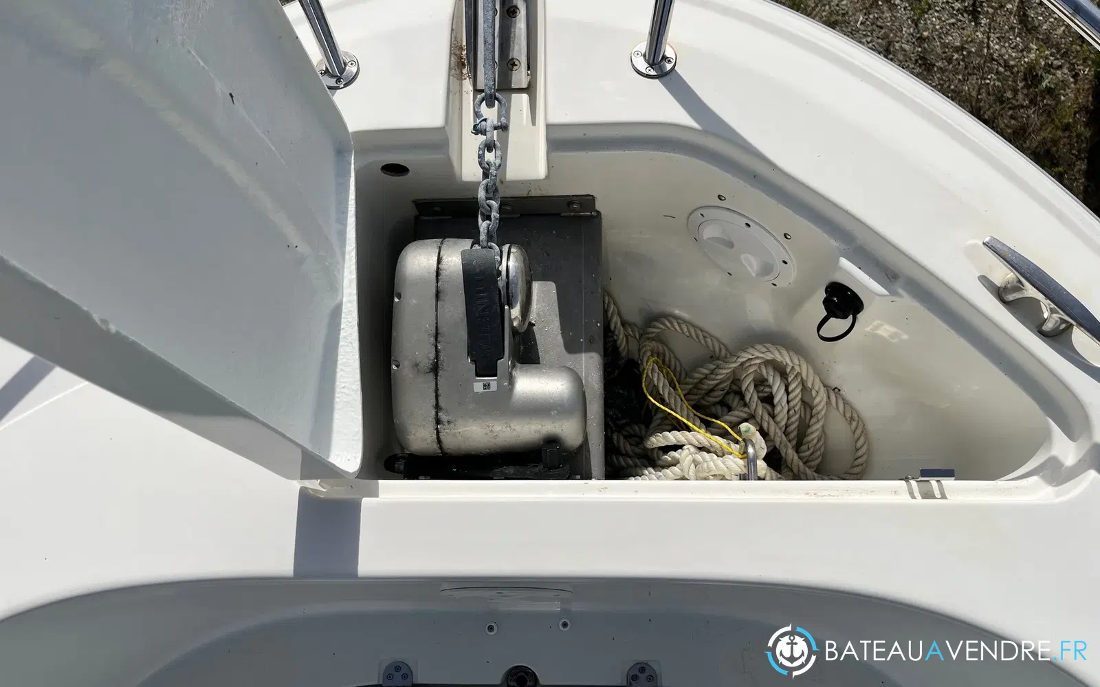 slider 6 Pacific Craft 670 Open