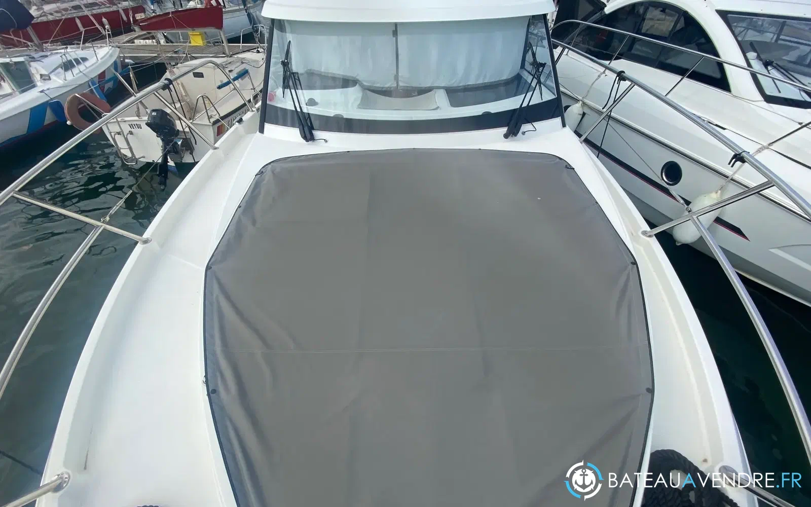 slider 4 Beneteau Antares 11