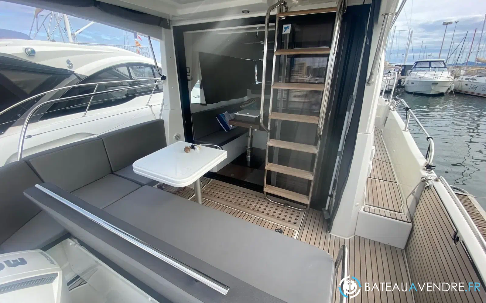 Beneteau Antares 11  photo 4