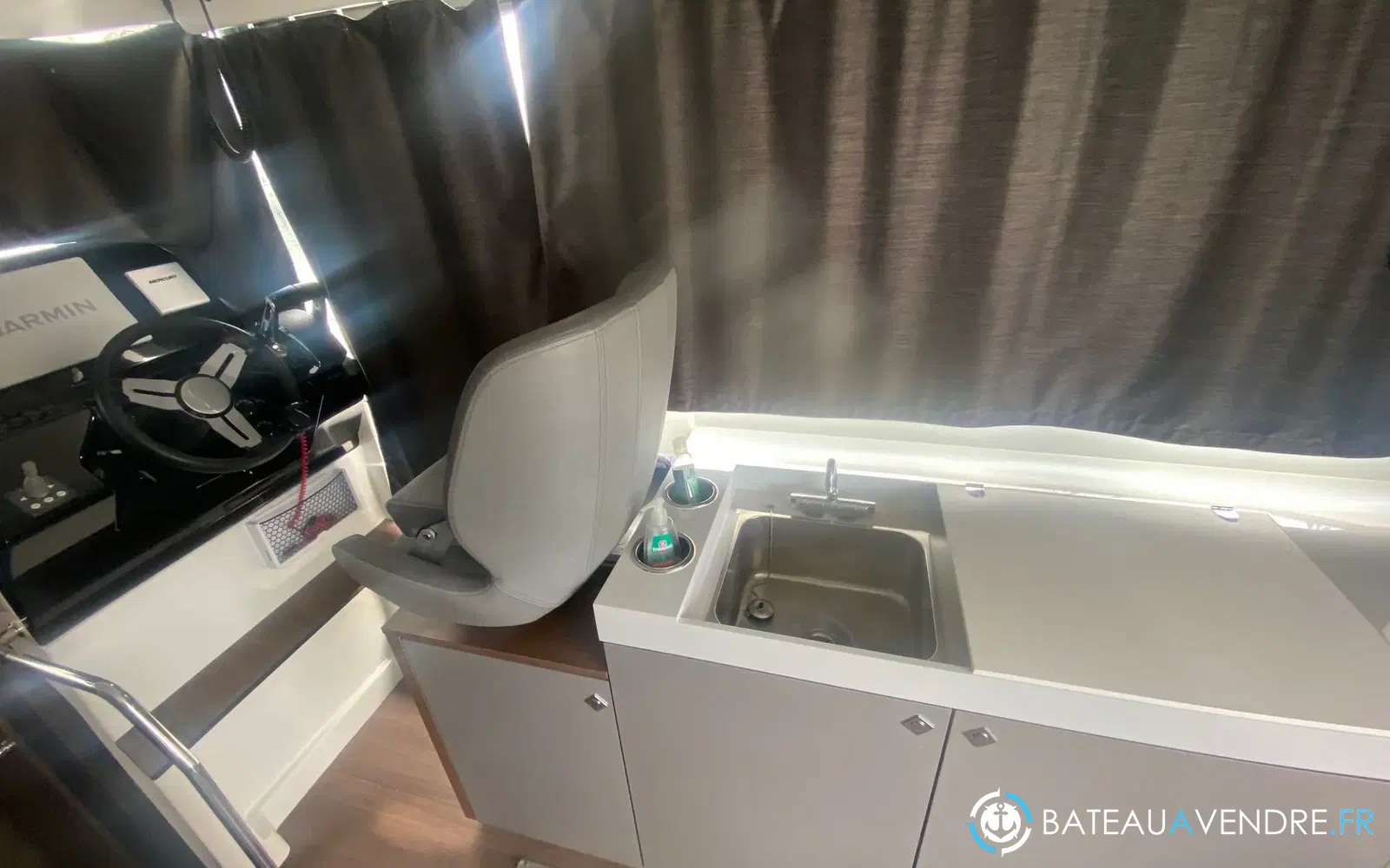 slider 5 Beneteau Antares 11