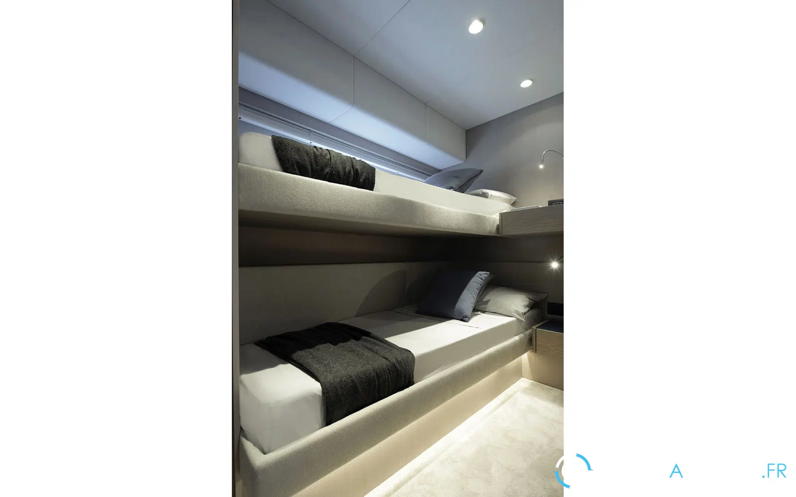 slider 12 Ferretti 500