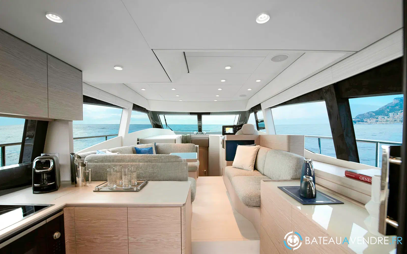 slider 16 Ferretti 500