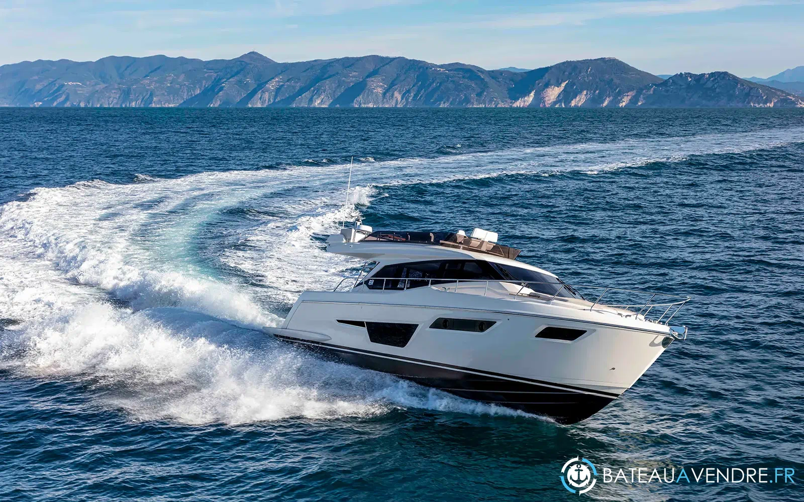 slider 3 Ferretti 500