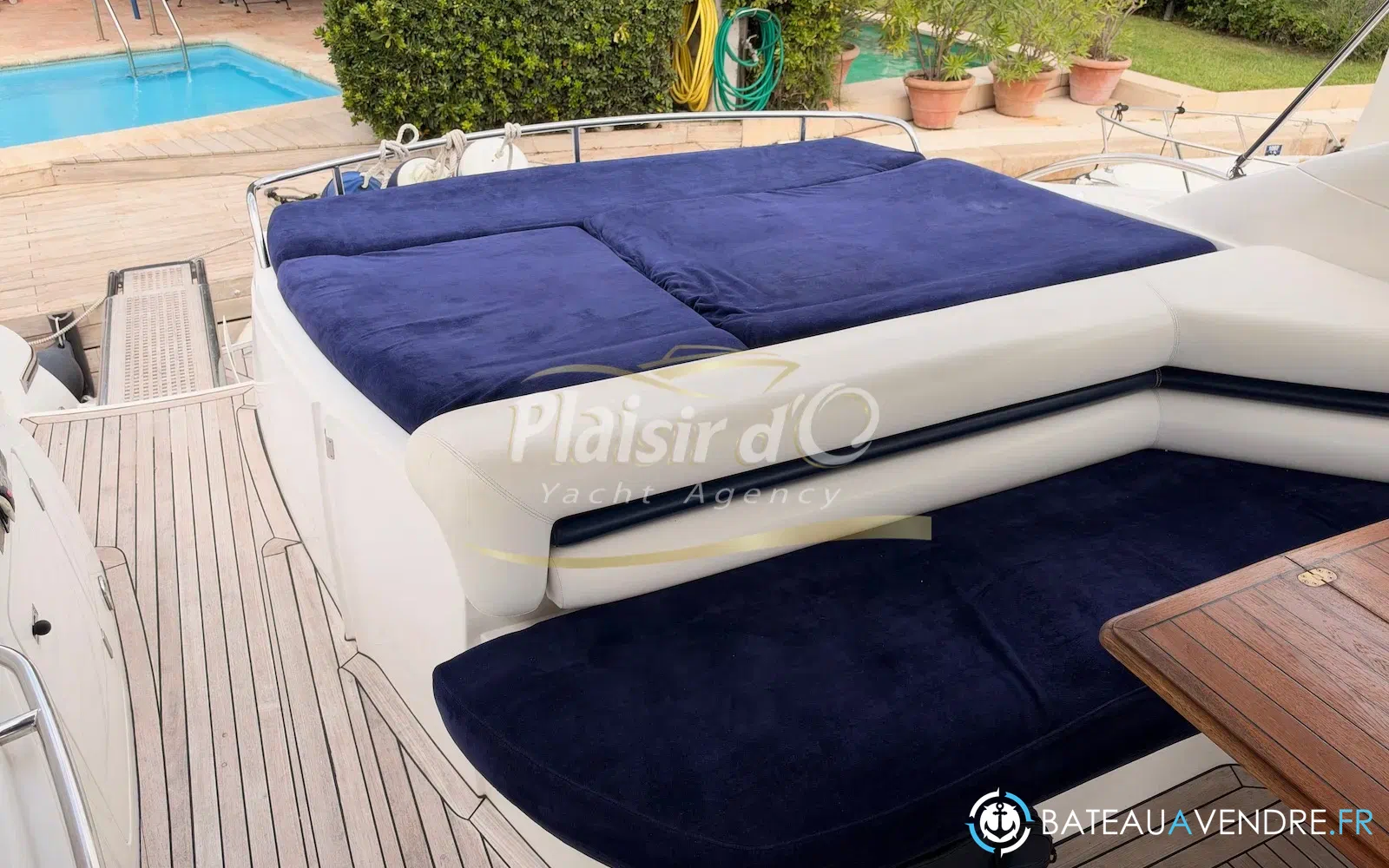 slider 15 Sunseeker Camargue 50