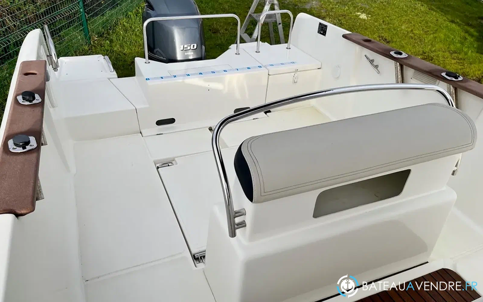 slider 8 Ocqueteau 600 T-Top