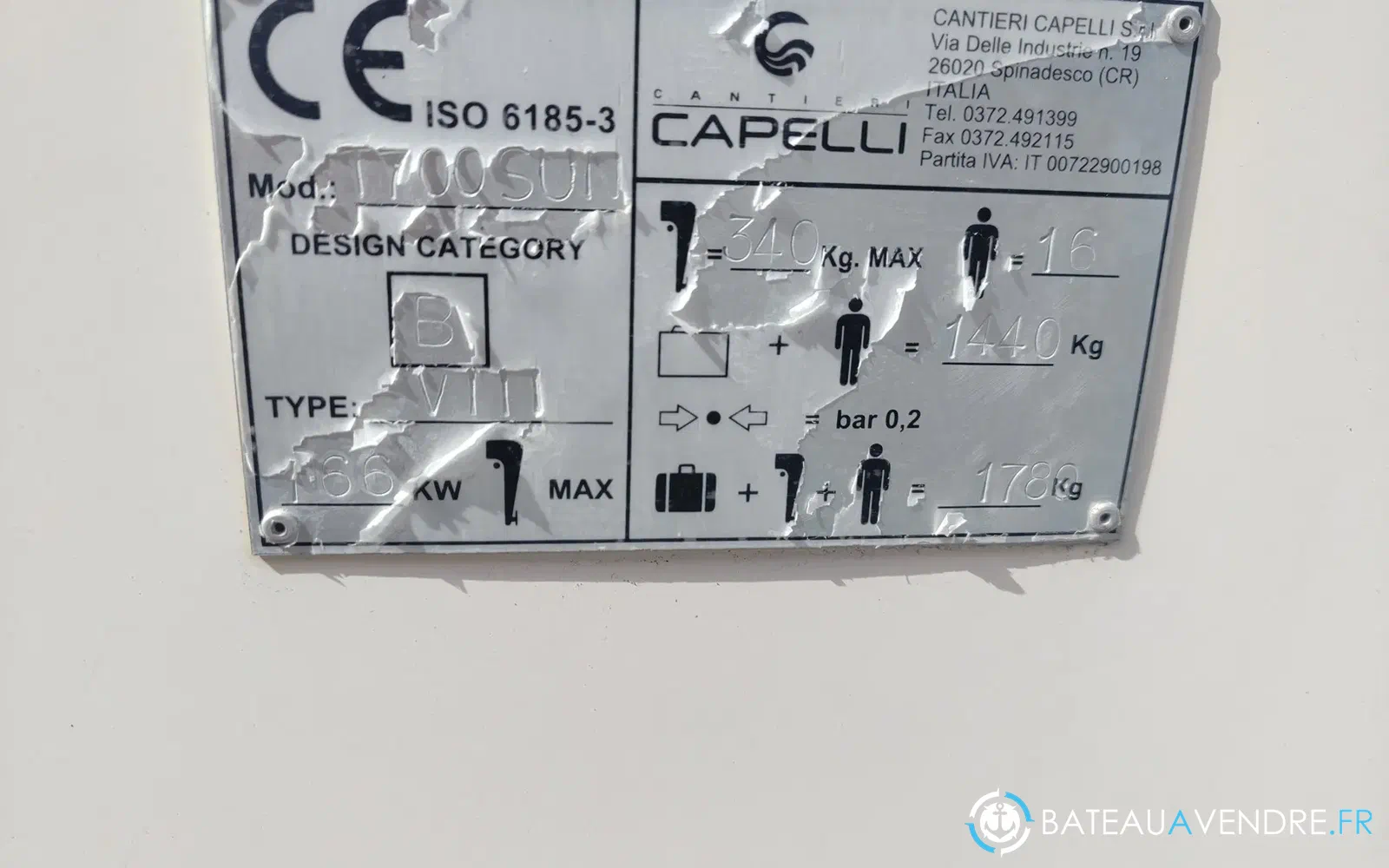 slider 19 Capelli Tempest 700 Sun