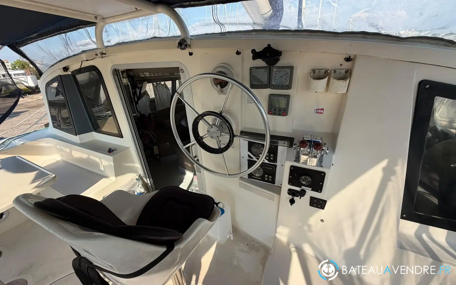 slider 18 Fountaine Pajot Venezia 42