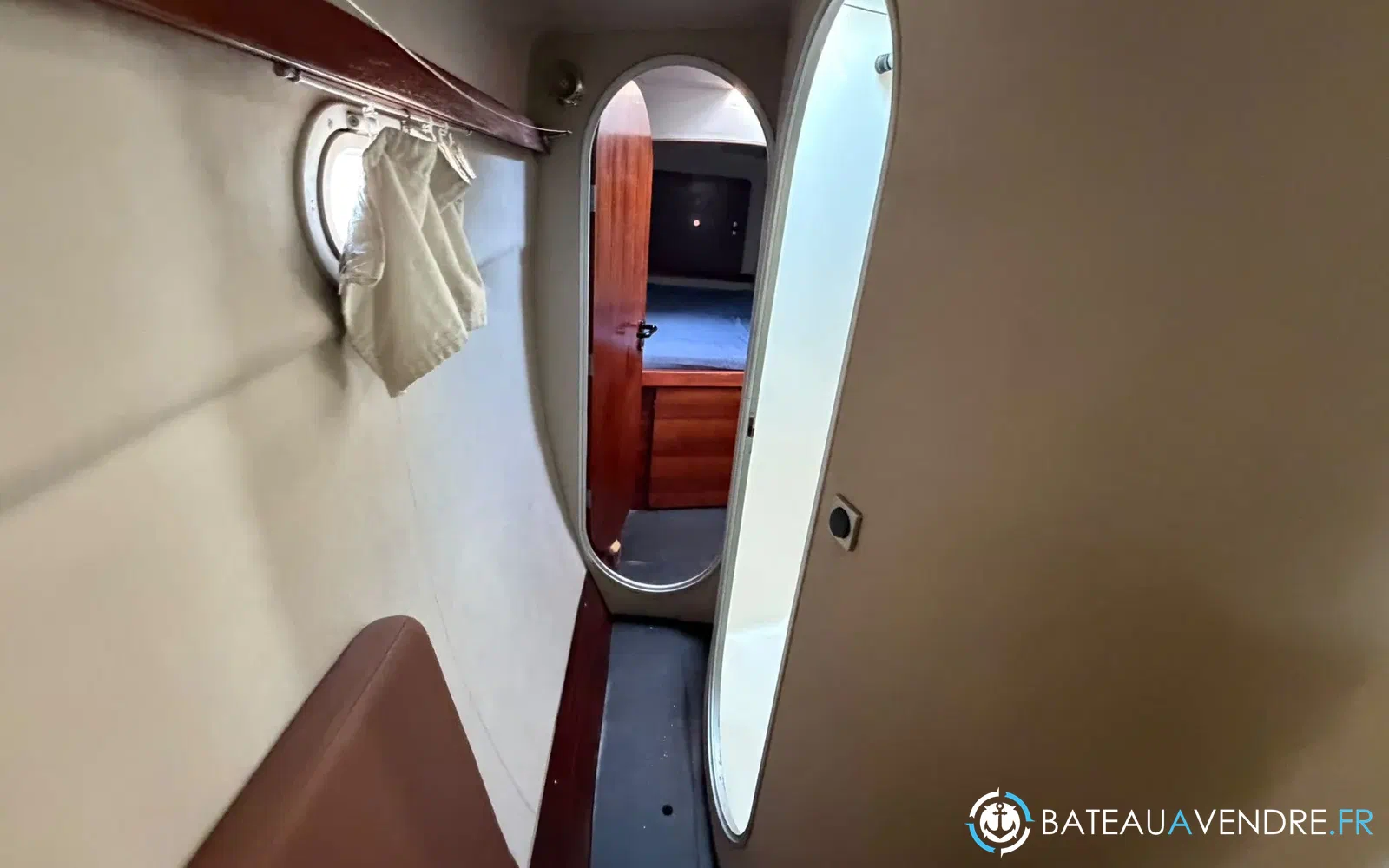 slider 26 Fountaine Pajot Venezia 42