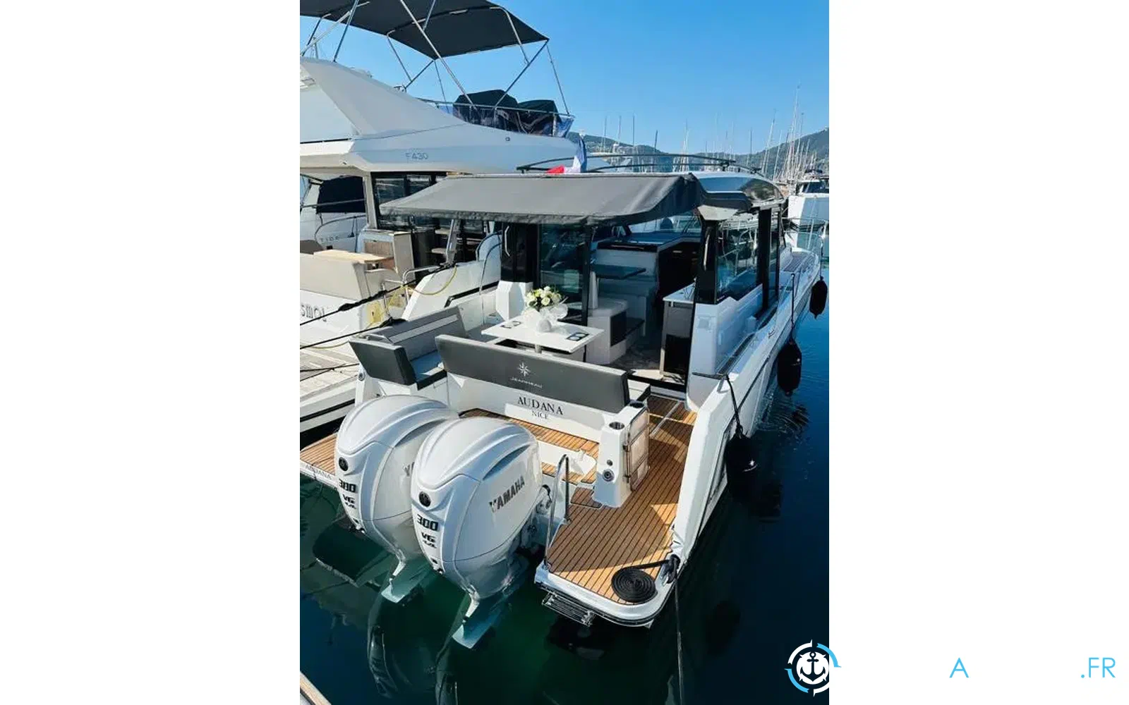 slider 1 Jeanneau Merry Fisher 1095 coupé